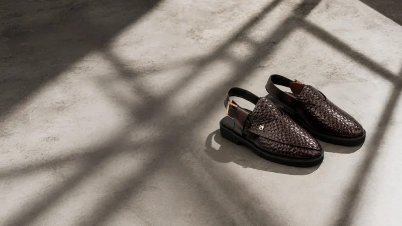 Peshawari Chappal & Men’s Sandals in Pakistan: Styles, Buying Guide & Outfit Ideas